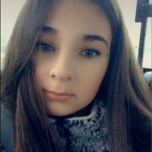 Meet your Posher, Ashleigh - Picture 1 of 1